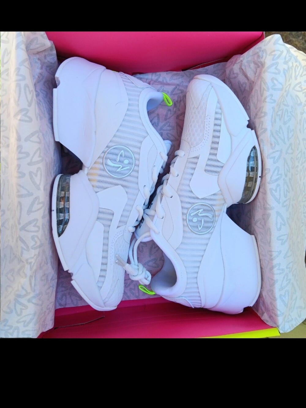 Zumba Air Stomp Remix White size 9 Dance Shoes Sneakers New in Box